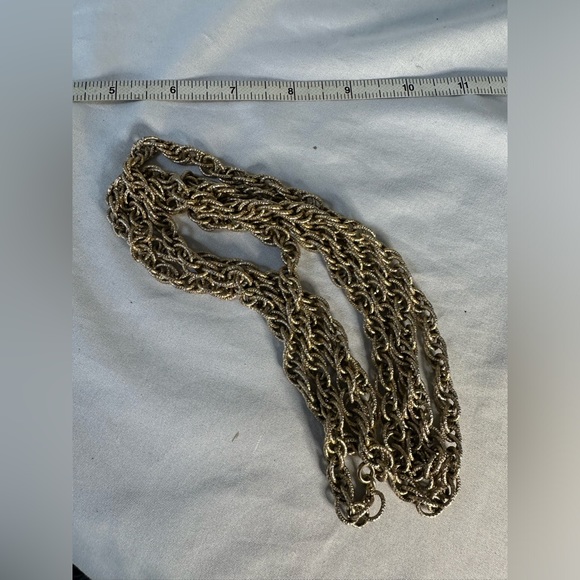 Long vintage goldtone link necklace - Picture 8 of 8
